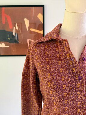 Vintage 1960s Psychedelic Orange and Purple Lion Mushroom Print Nylon Henley S